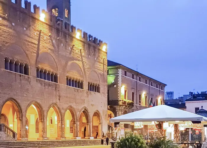 Teatrum Loft Teatro Galli -jacuzzi In * Rimini