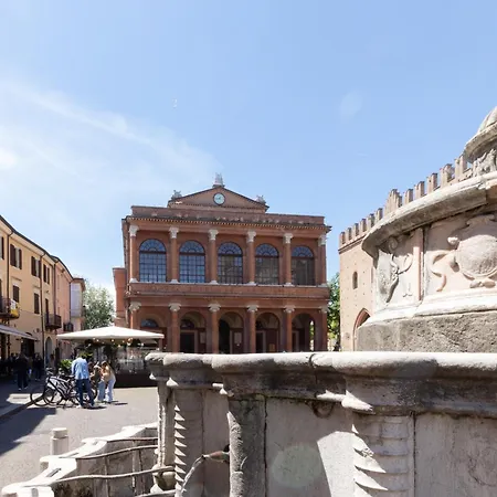 Teatrum Loft Teatro Galli -jacuzzi In Apartment *