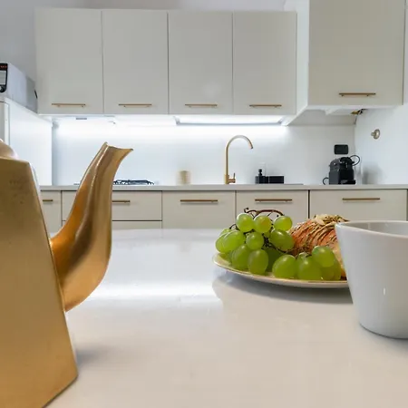 Apartment Teatrum Loft Teatro Galli -jacuzzi In