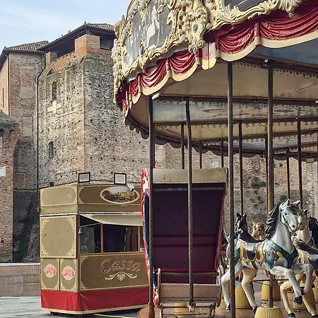 Teatrum Loft Teatro Galli -jacuzzi In Appartamento