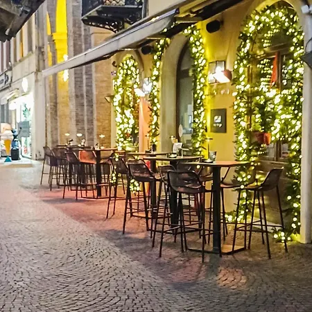 Teatrum Loft Teatro Galli -jacuzzi In Διαμέρισμα