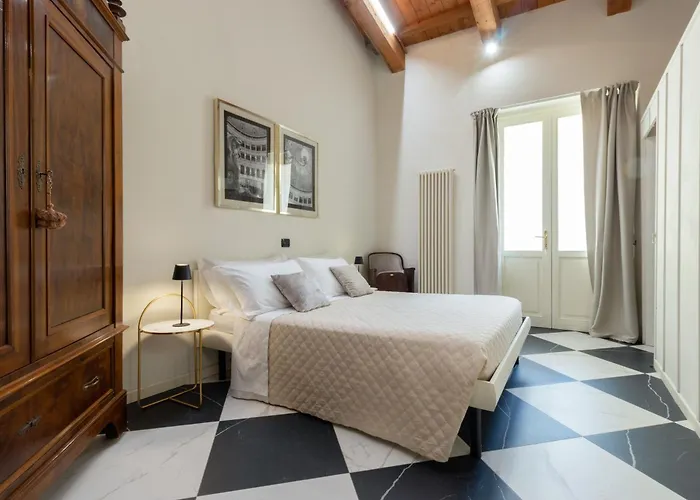 Daire Teatrum Loft Teatro Galli -jacuzzi In