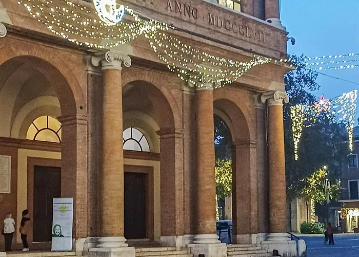 Teatrum Loft Teatro Galli -jacuzzi In Daire Rimini