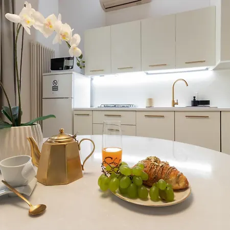 Apartment Teatrum Loft Teatro Galli -jacuzzi In *