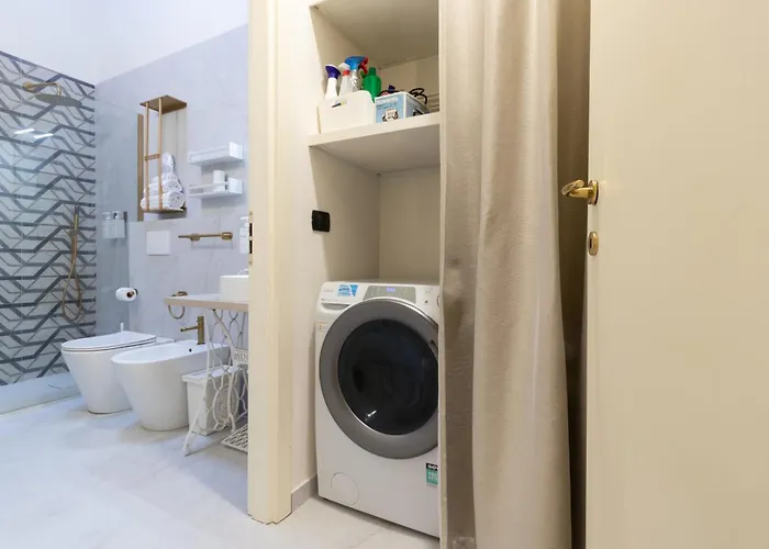 Teatrum Loft Teatro Galli -jacuzzi In * ريميني